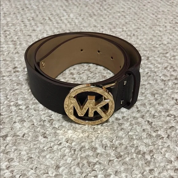 Michael Kors Leather Belt - Picture 2 of 5